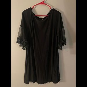 SOLD!!! Black flowy dress/shirt, lace sleeves, plus size, torrid, size 2